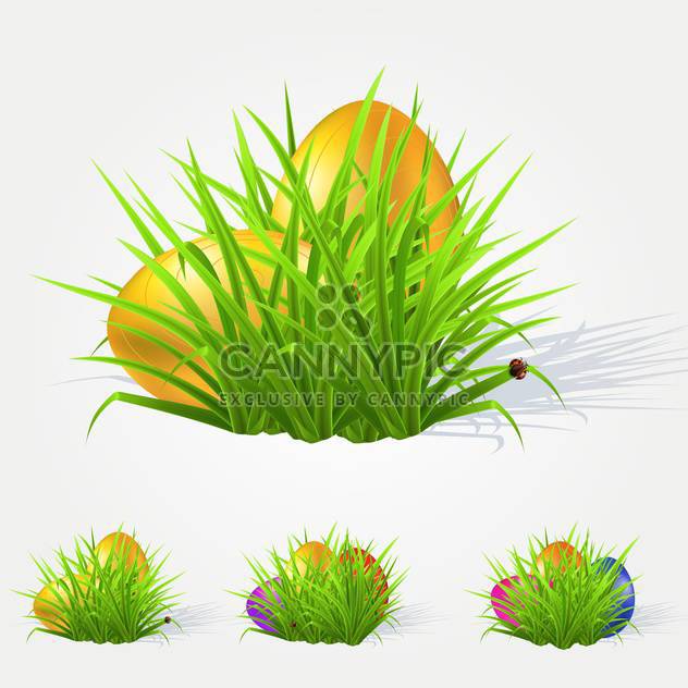 Vector illustration of painted Easter eggs lying in the grass - vector gratuit #130118 